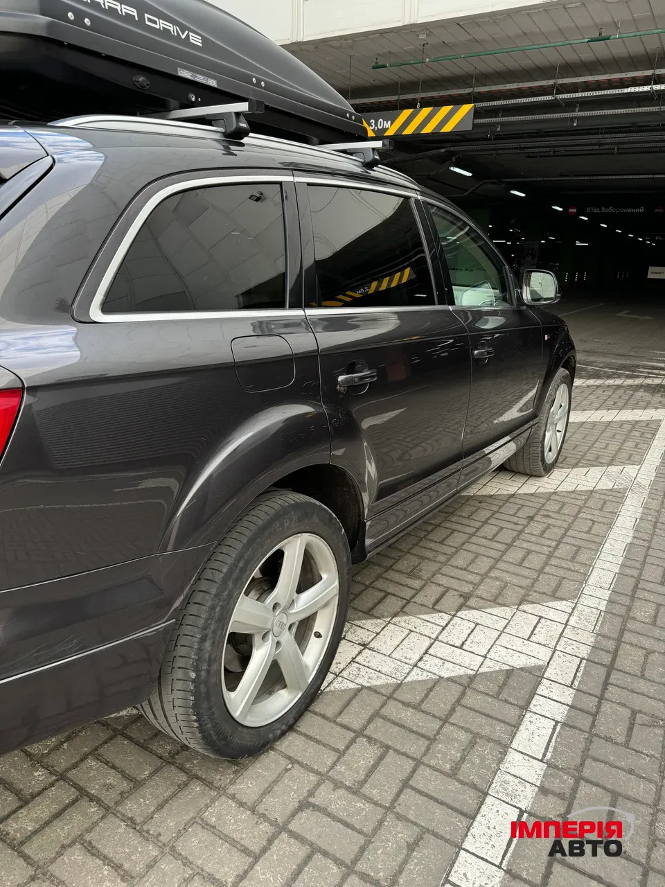Audi Q7 - фото 10