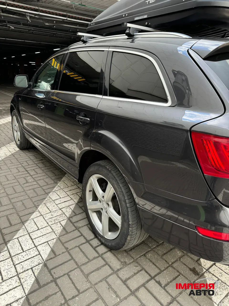 Audi Q7 - фото 6