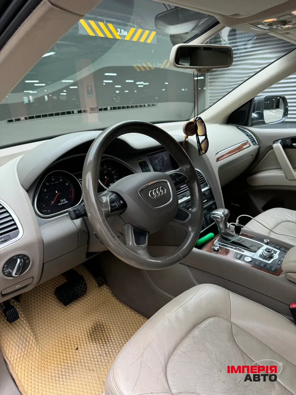 Audi Q7 - фото 15