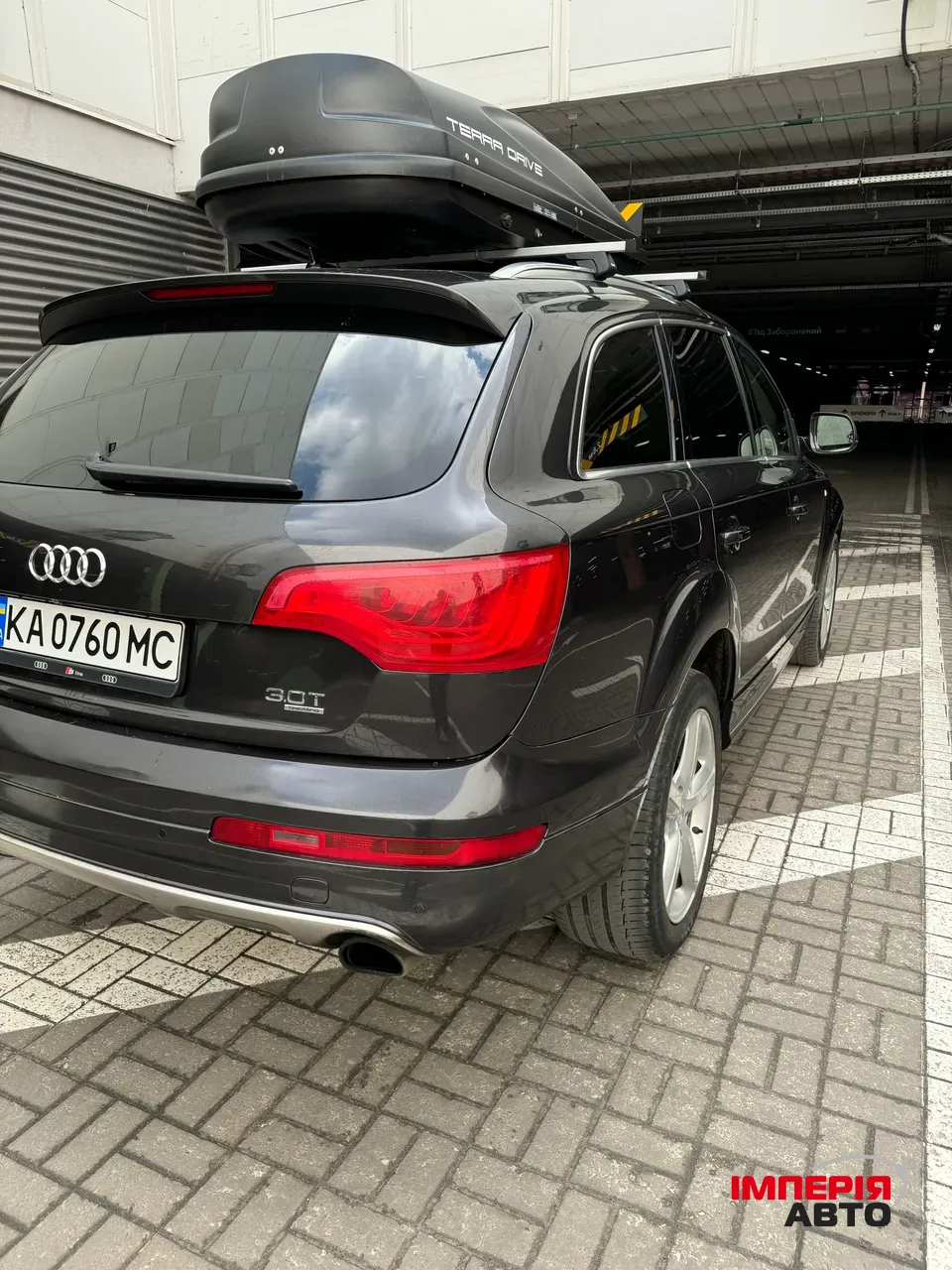 Audi Q7 - фото 9