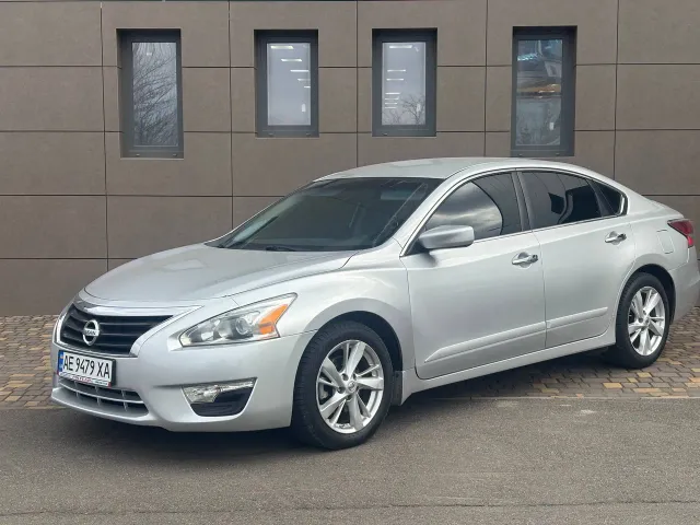 Nissan Altima - фото 4