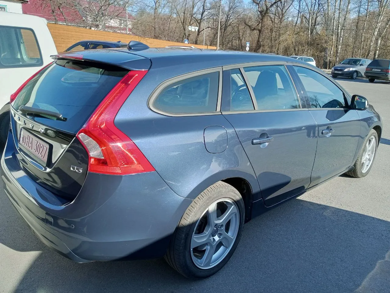 Volvo V60 - фото 7