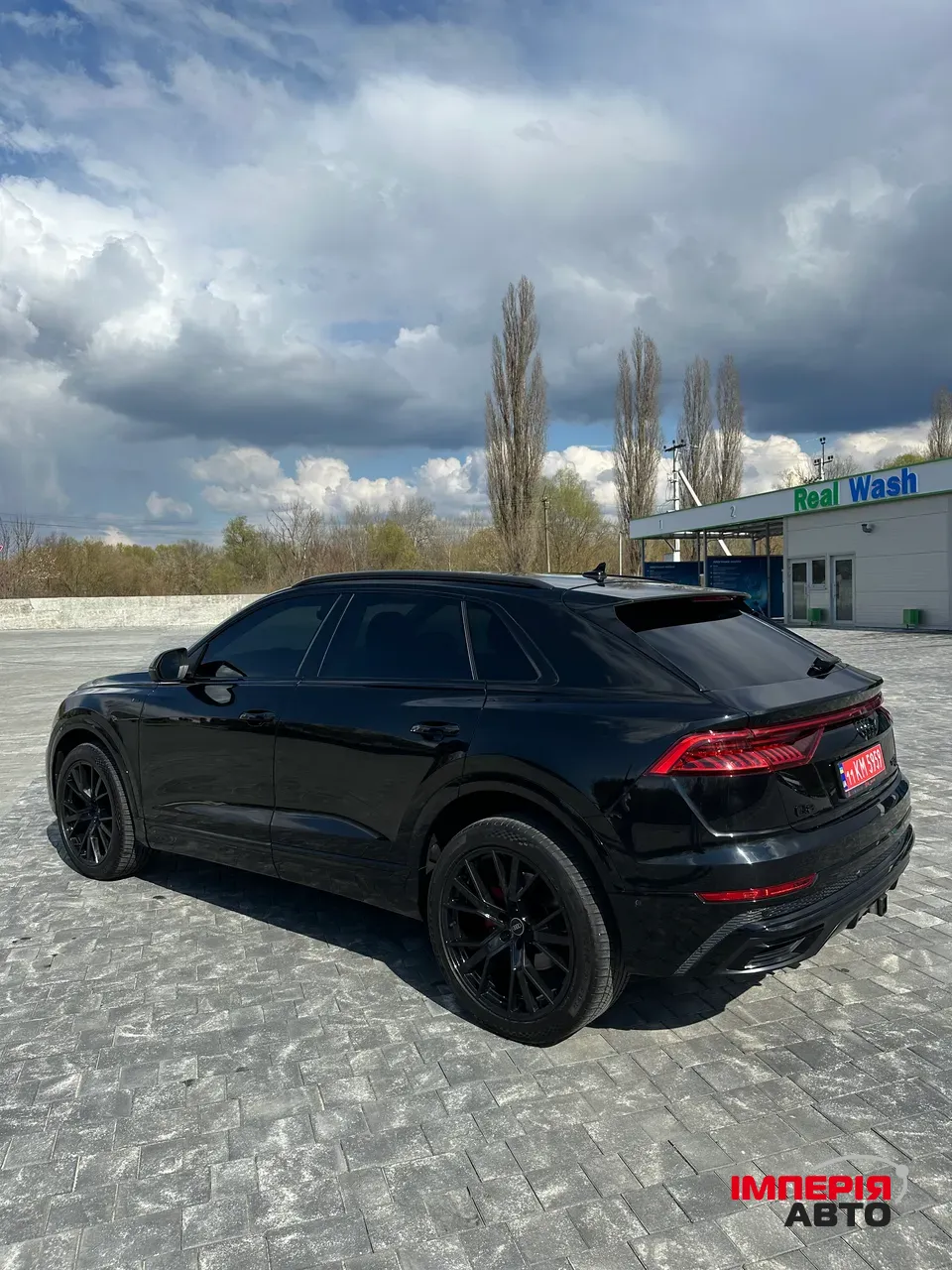 Audi Q8 - фото 3