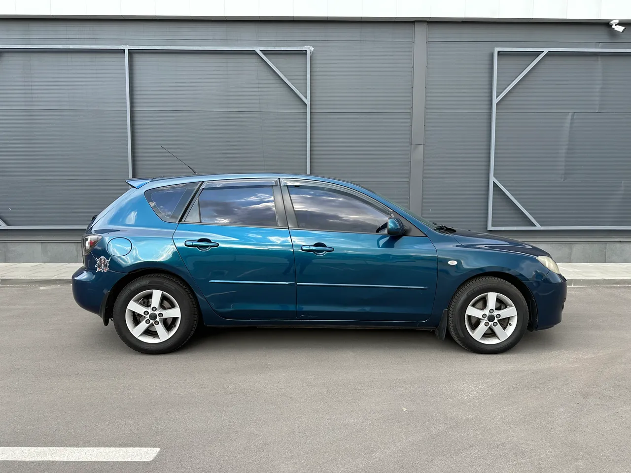 Mazda 3 - фото 5