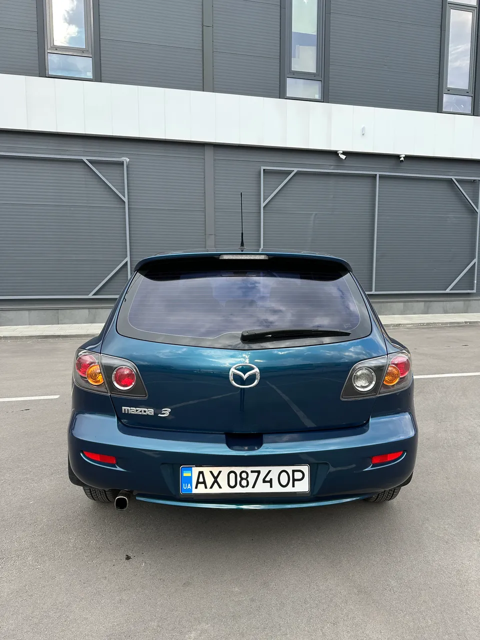 Mazda 3 - фото 10