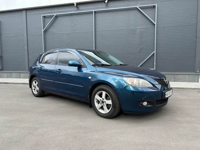 Mazda 3 - фото 3