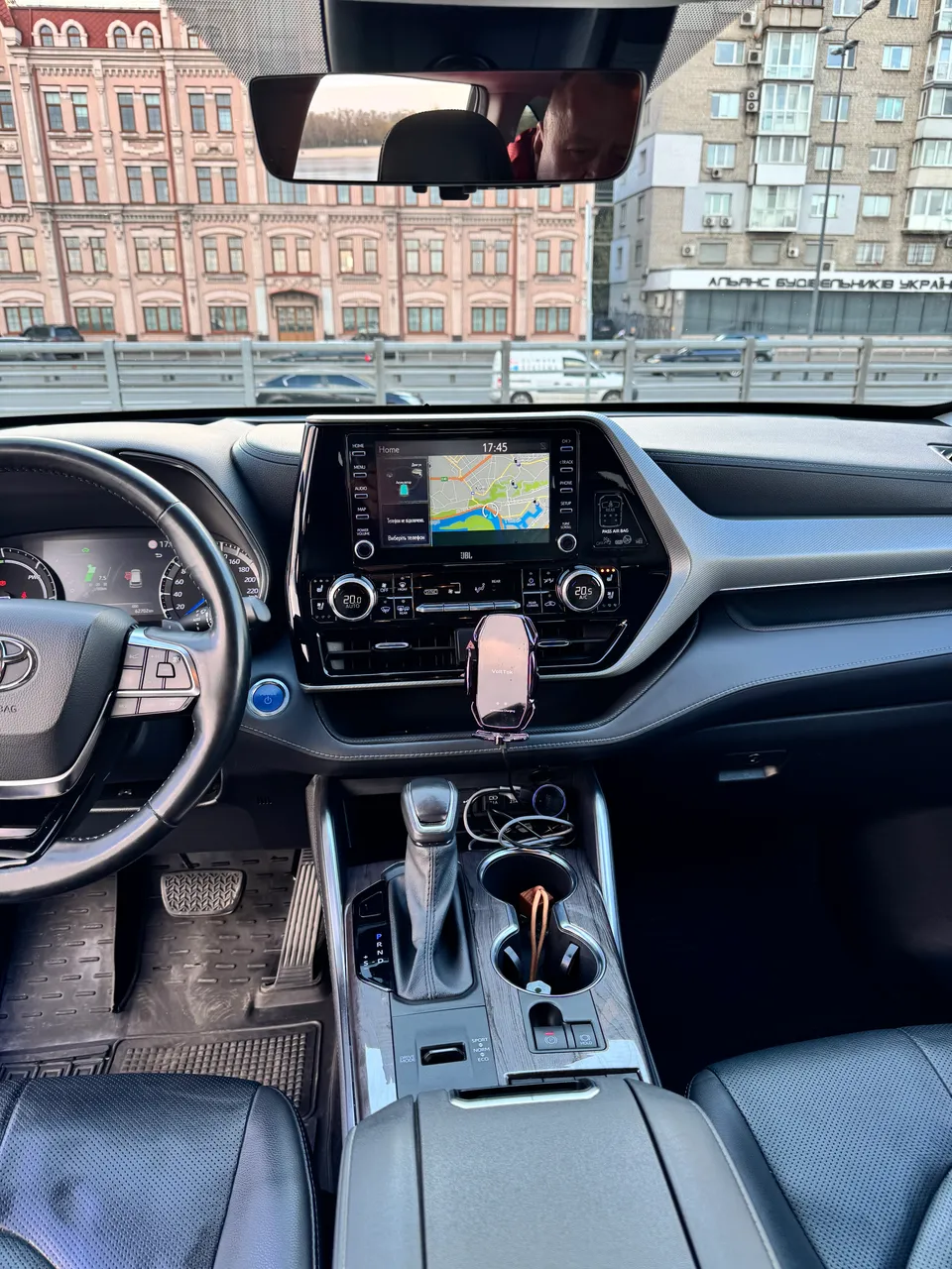 Toyota Highlander - фото 12