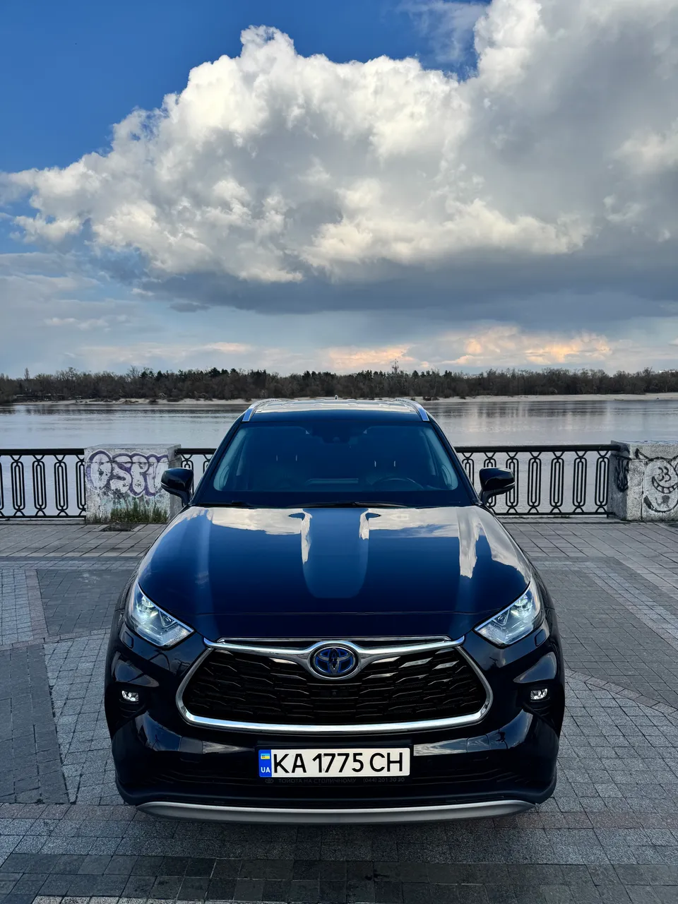 Toyota Highlander - фото 2