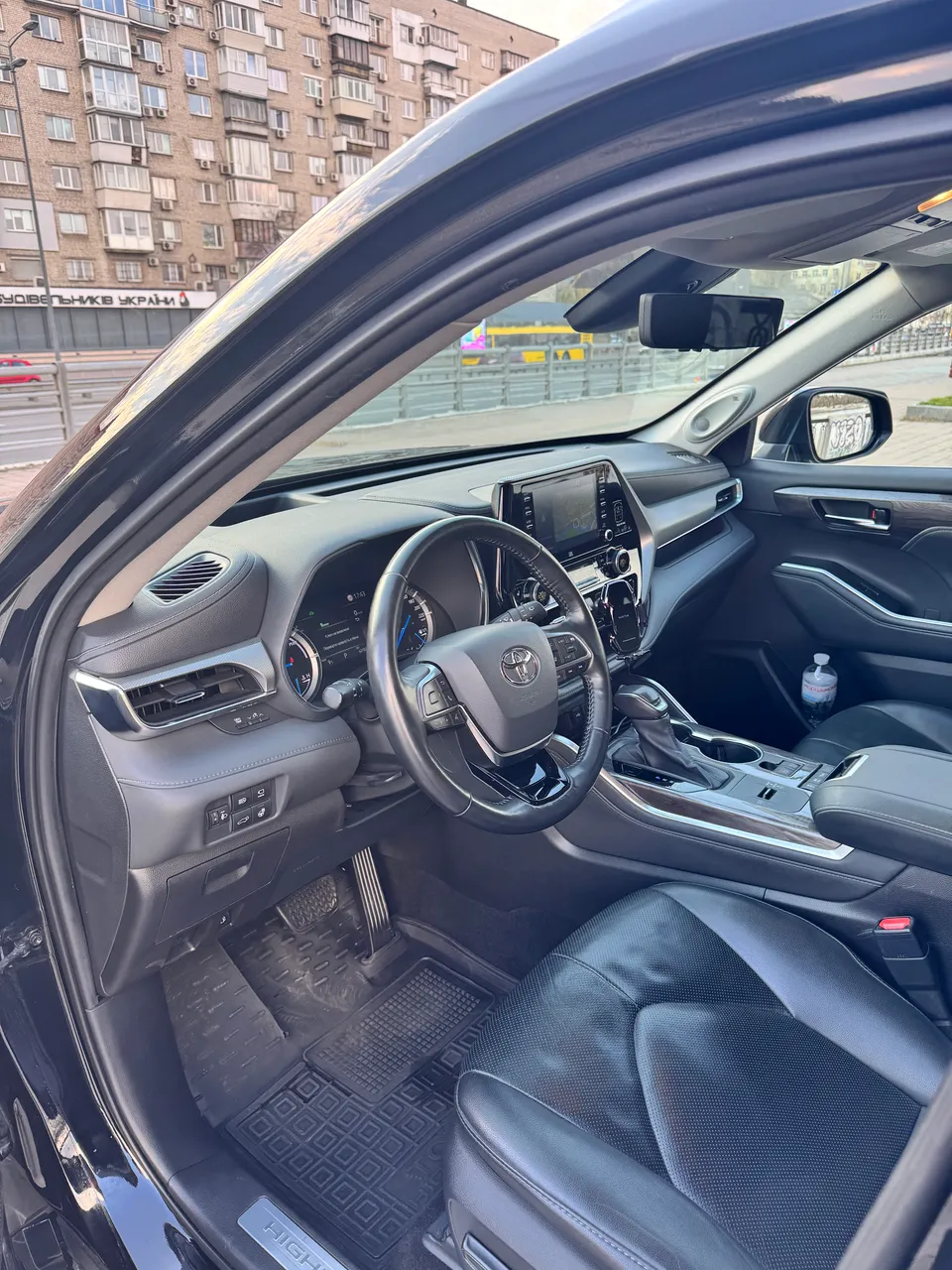 Toyota Highlander - фото 15