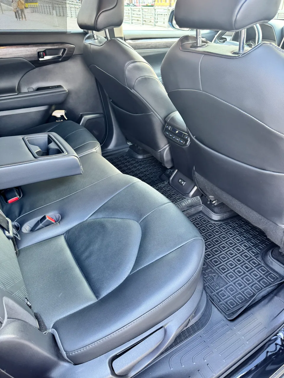 Toyota Highlander - фото 18