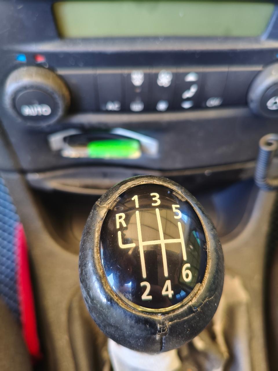 Renault Laguna - фото 4