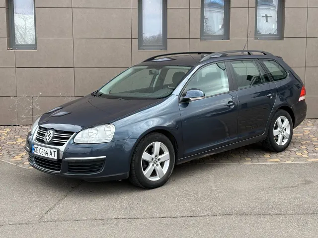 Volkswagen Golf - фото 2