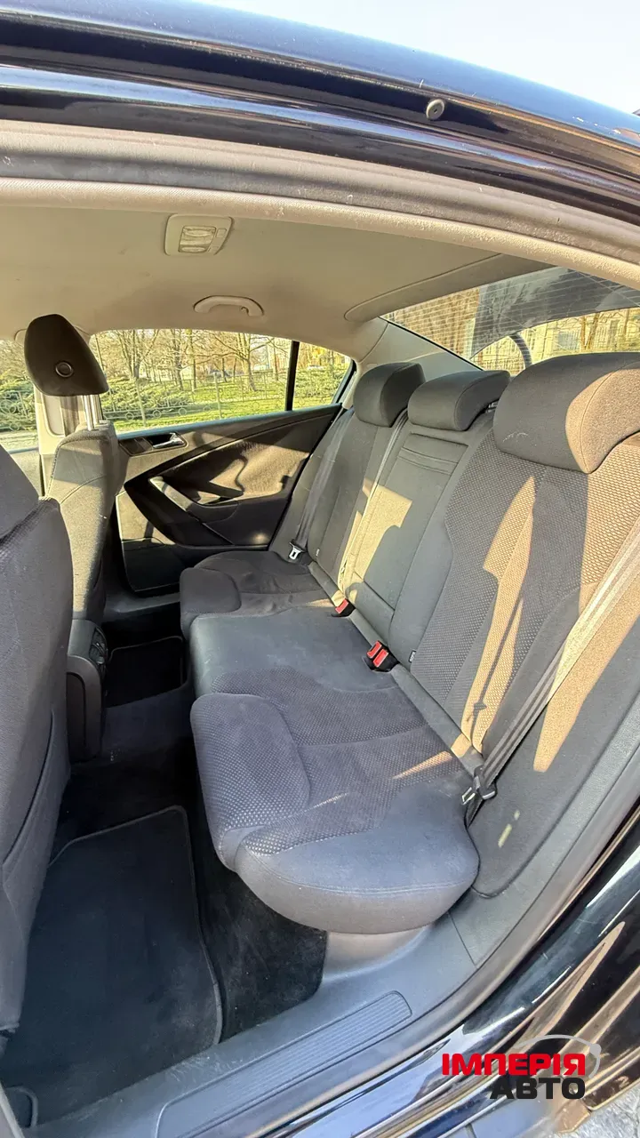 Volkswagen Passat - фото 31