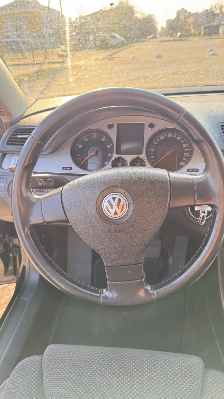 Volkswagen Passat - фото 25