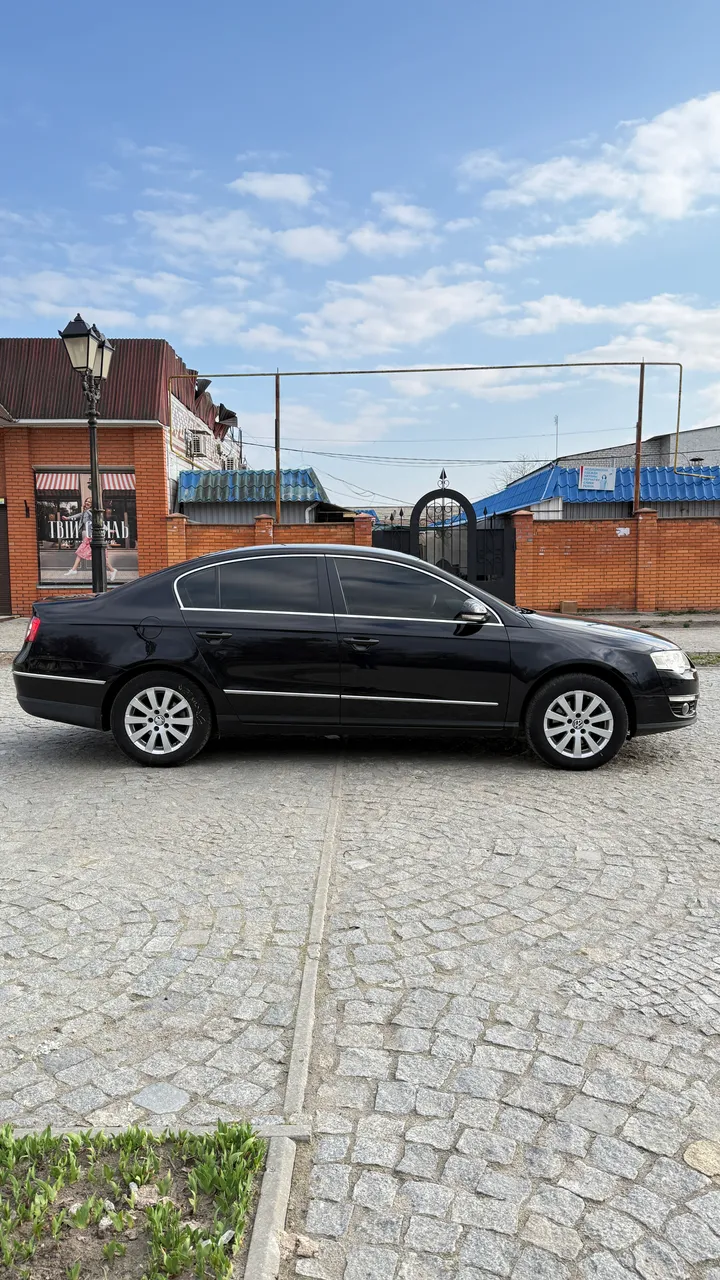Volkswagen Passat - фото 4
