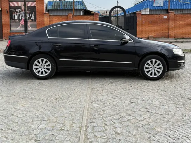 Volkswagen Passat - фото 4