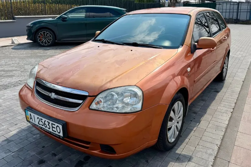 Chevrolet Lacetti - фото 1