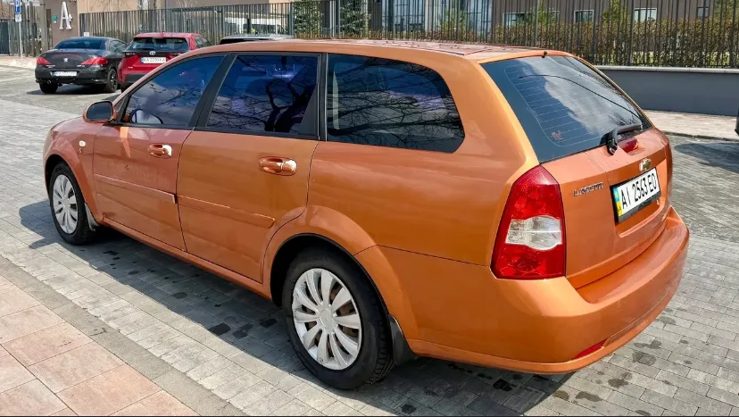 Chevrolet Lacetti - фото 4