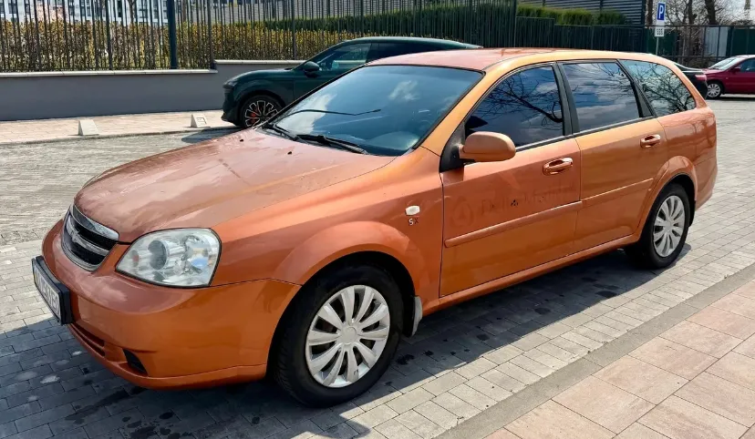 Chevrolet Lacetti - фото 2