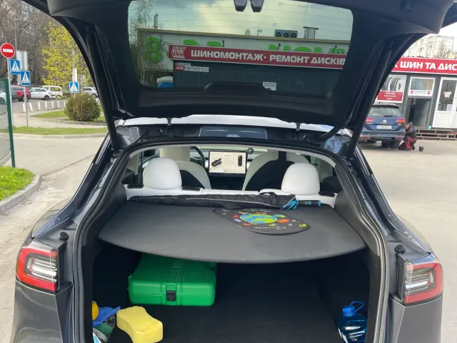 Tesla Model Y - фото 3