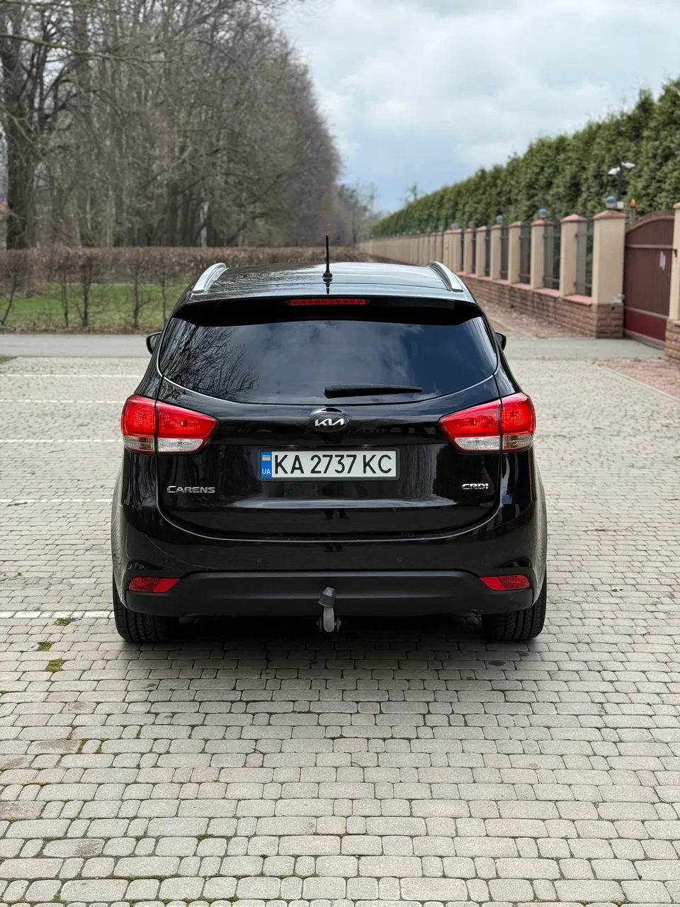 Kia Carens - фото 7