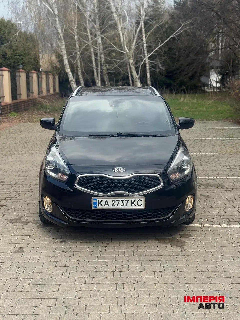 Kia Carens - фото 2