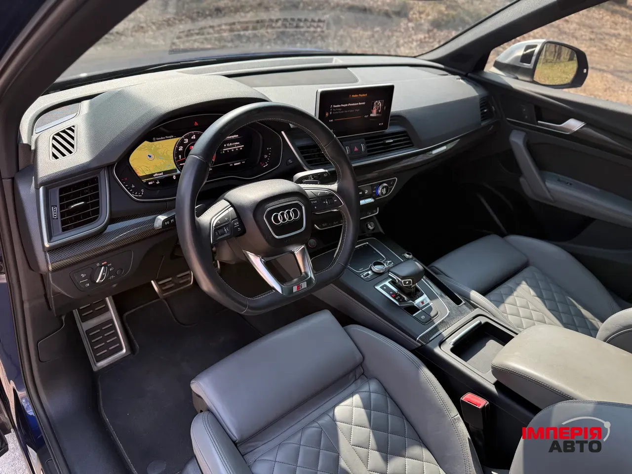 Audi SQ5 - фото 21