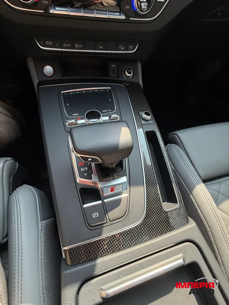 Audi SQ5 - фото 33
