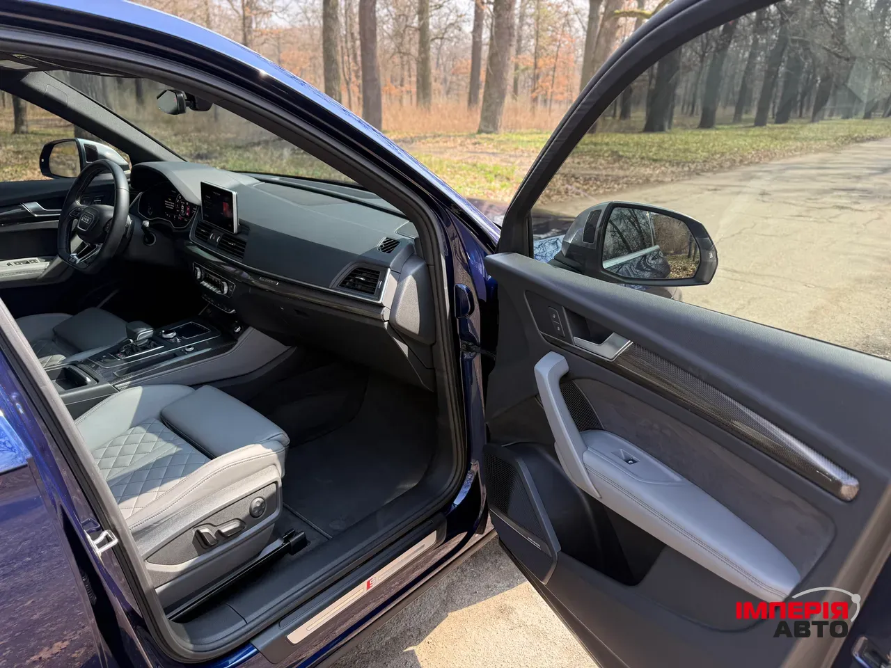 Audi SQ5 - фото 28