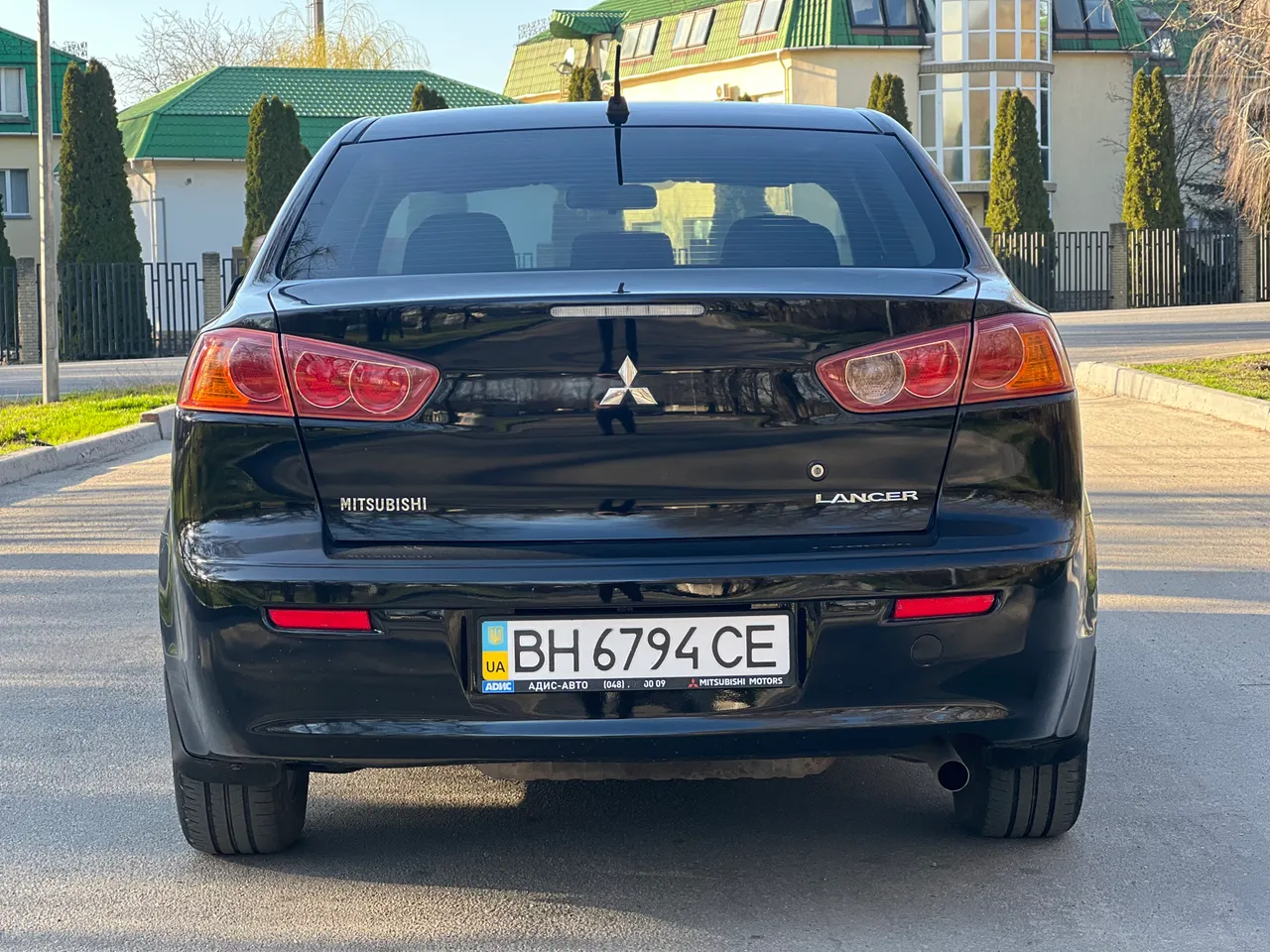 Mitsubishi Lancer - фото 6