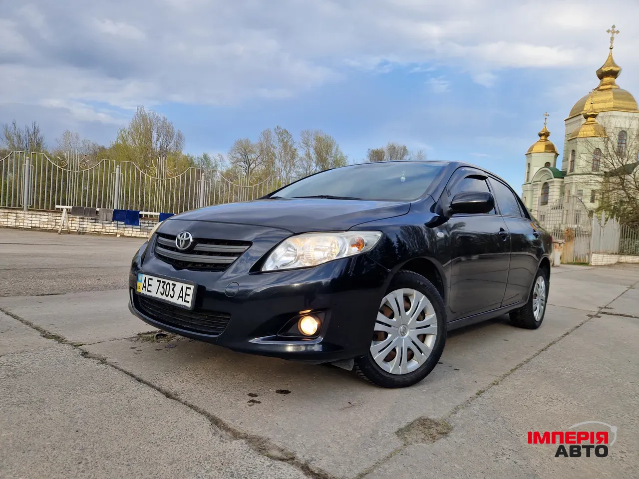 Toyota Corolla - фото 1