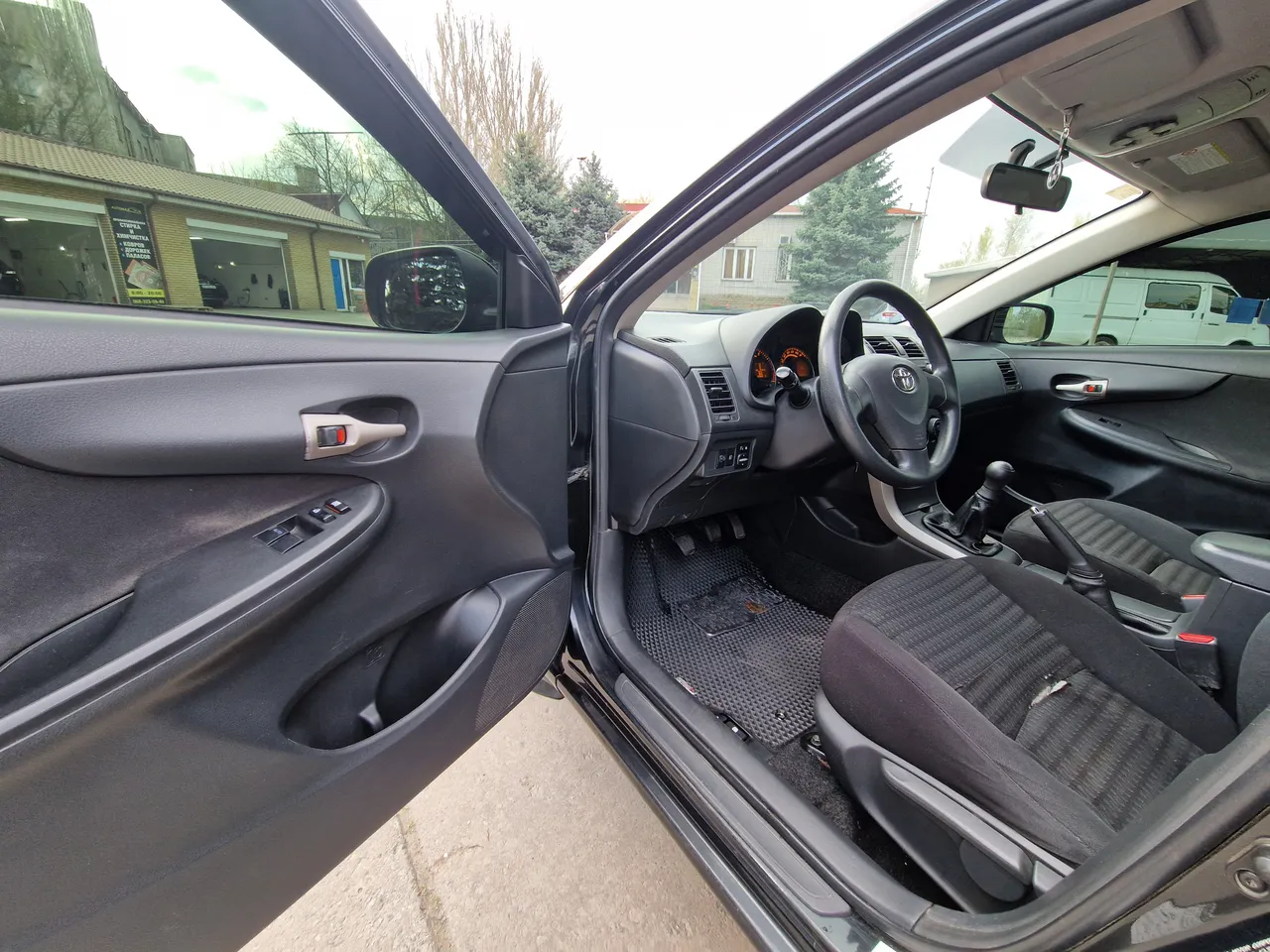 Toyota Corolla - фото 12