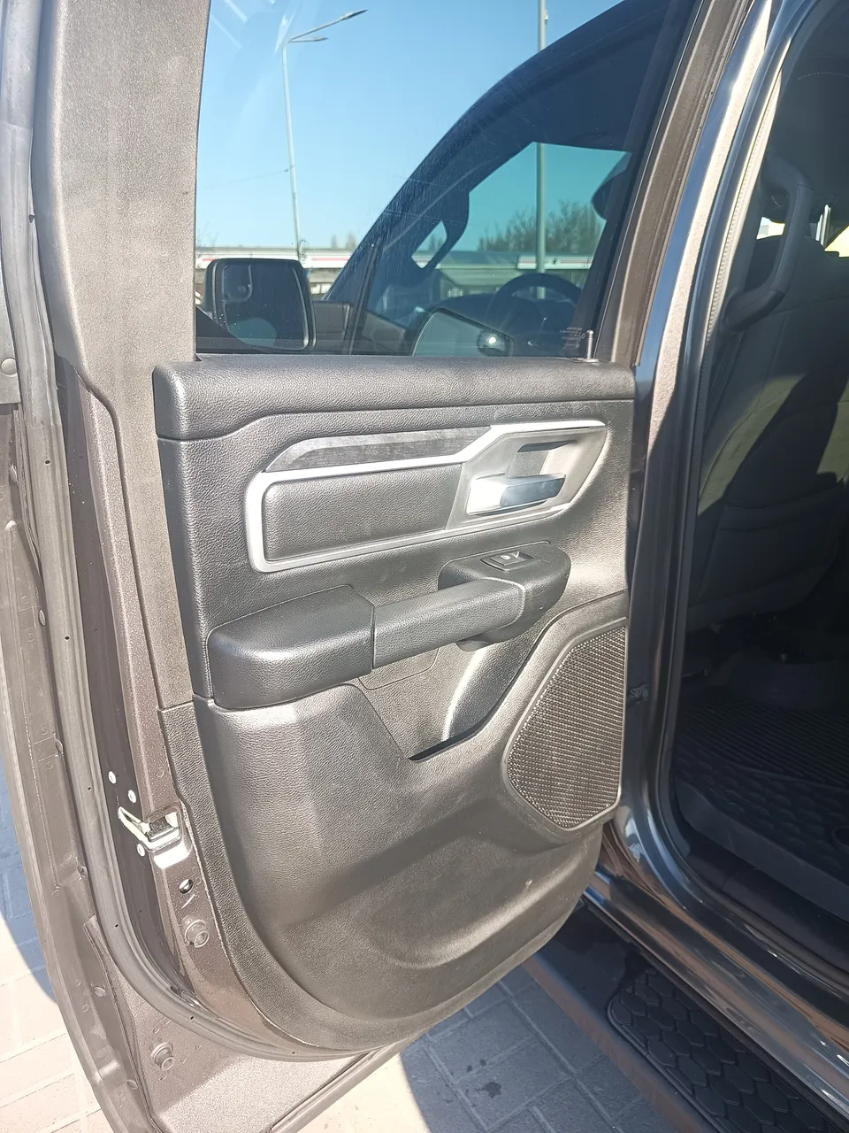 Ram 1500 - фото 18