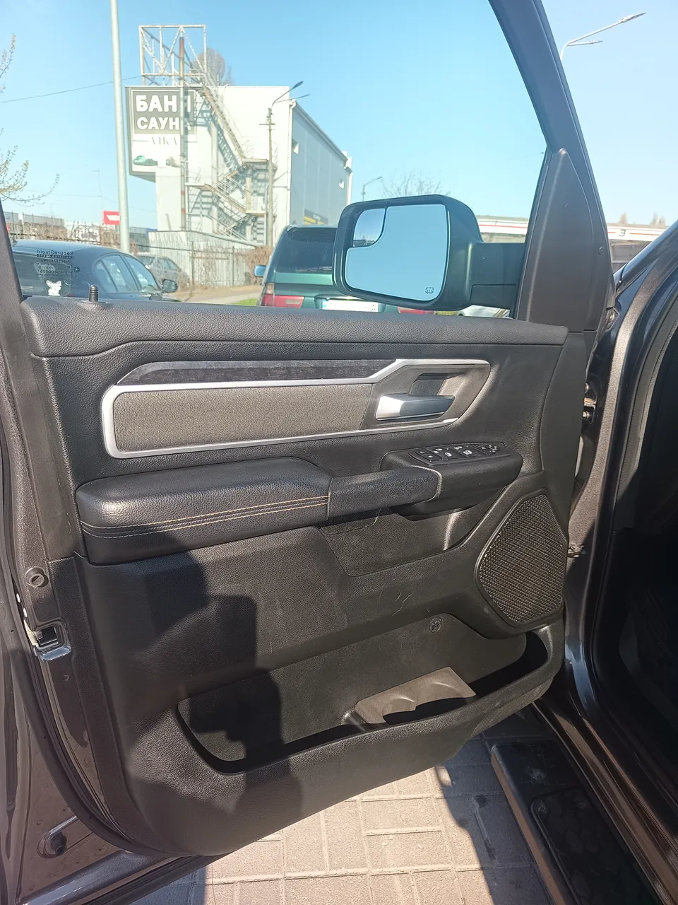 Ram 1500 - фото 9