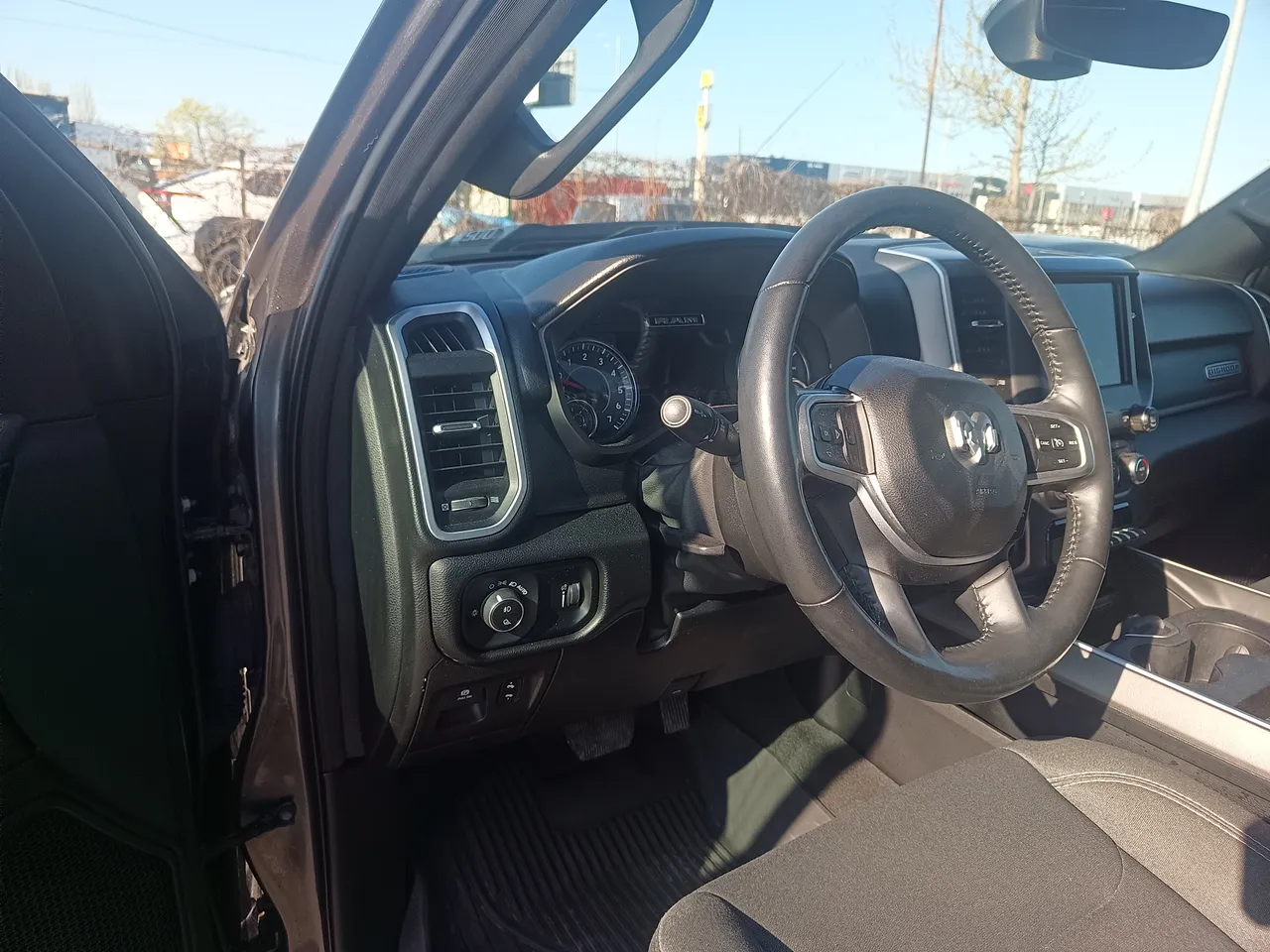 Ram 1500 - фото 16