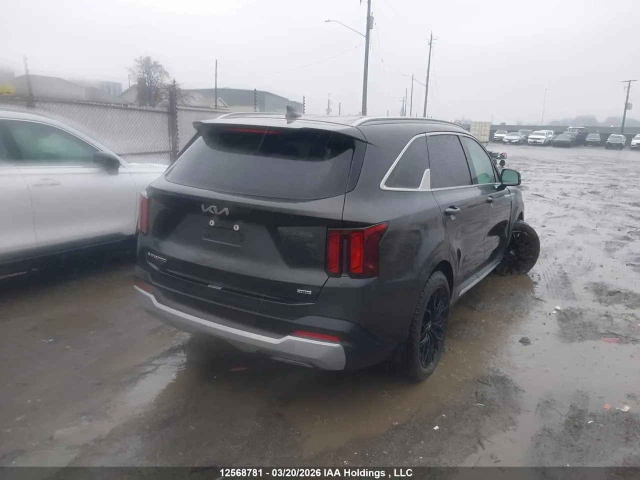 Kia Sorento - фото 3