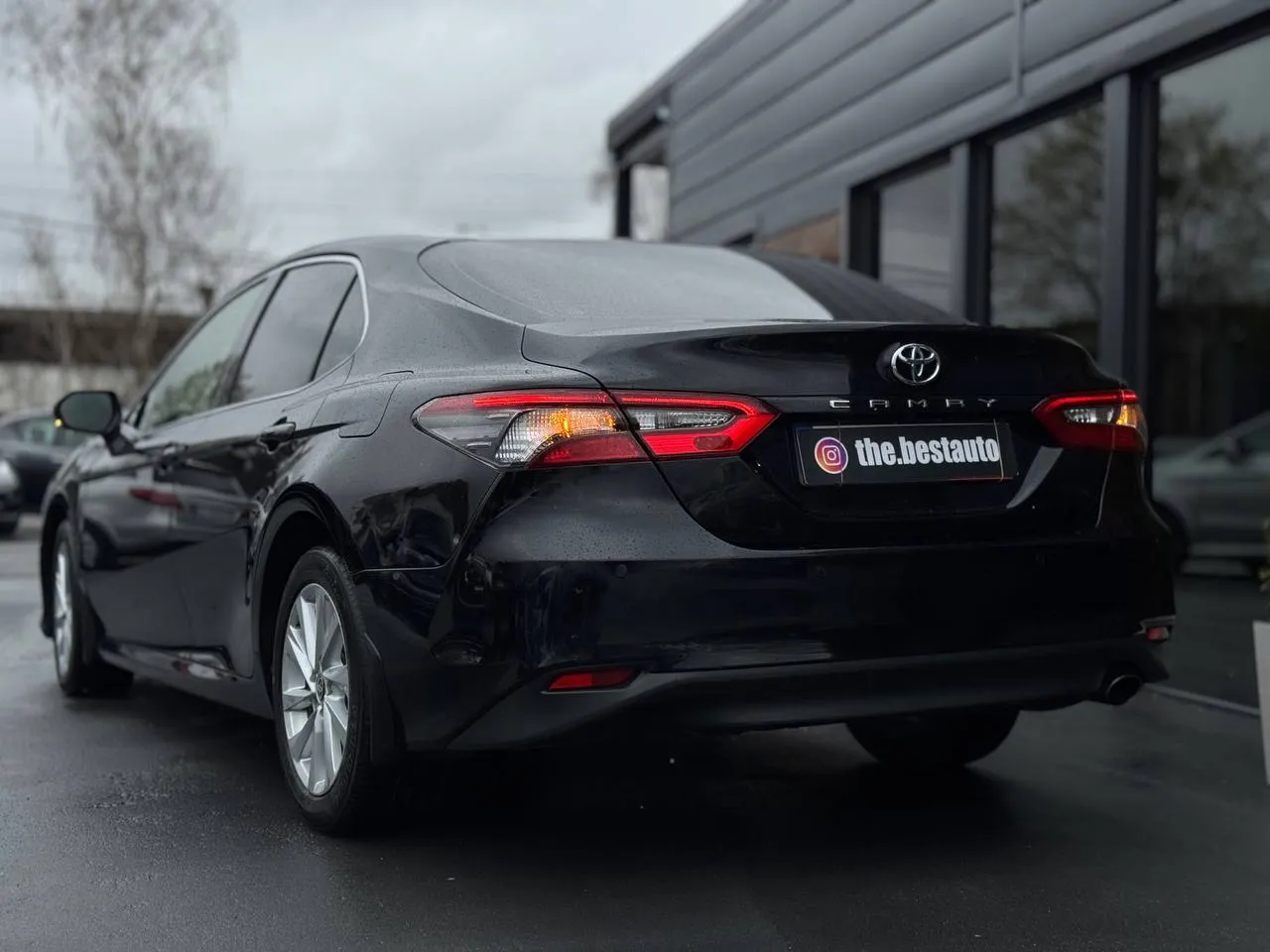 Toyota Camry - фото 8