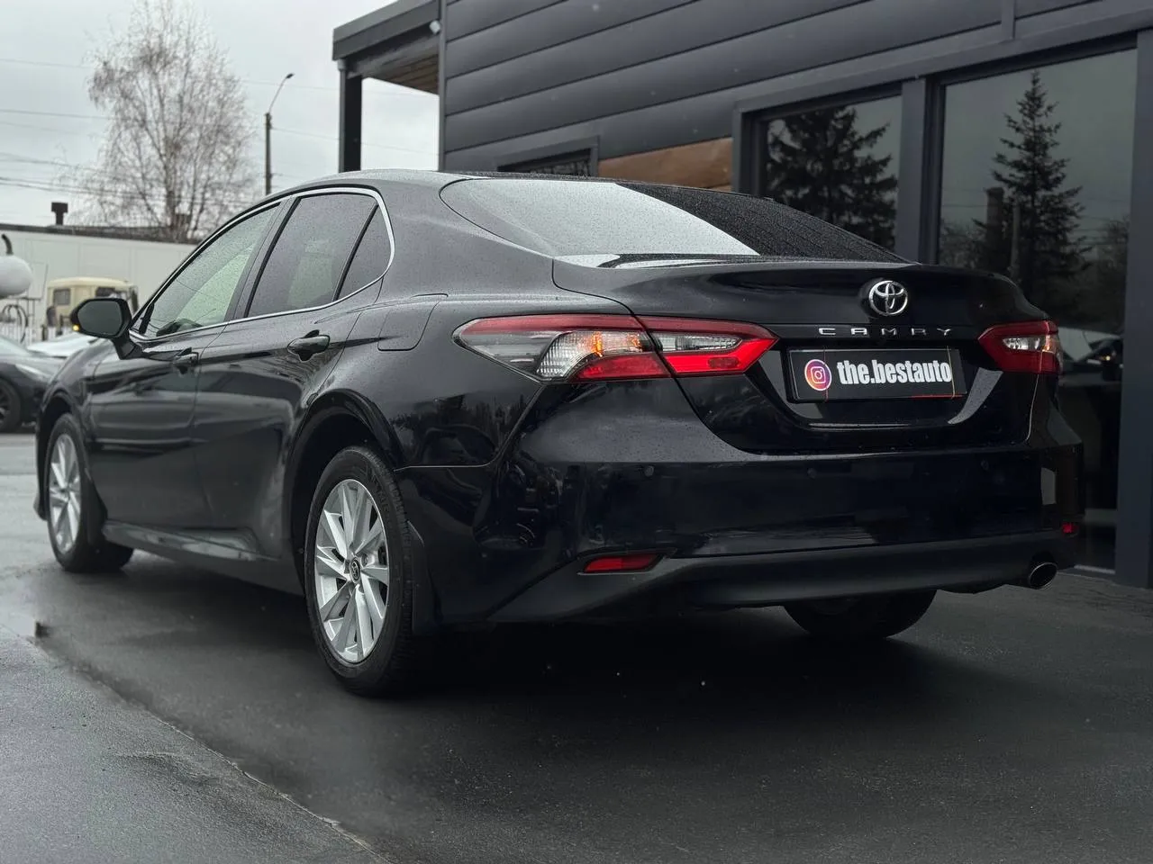 Toyota Camry - фото 16