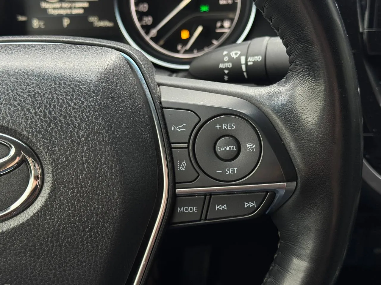 Toyota Camry - фото 21