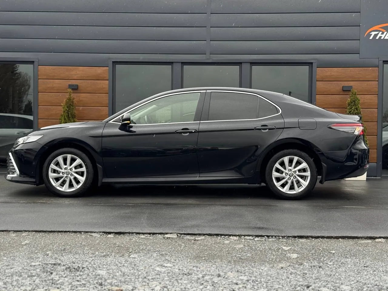 Toyota Camry - фото 13