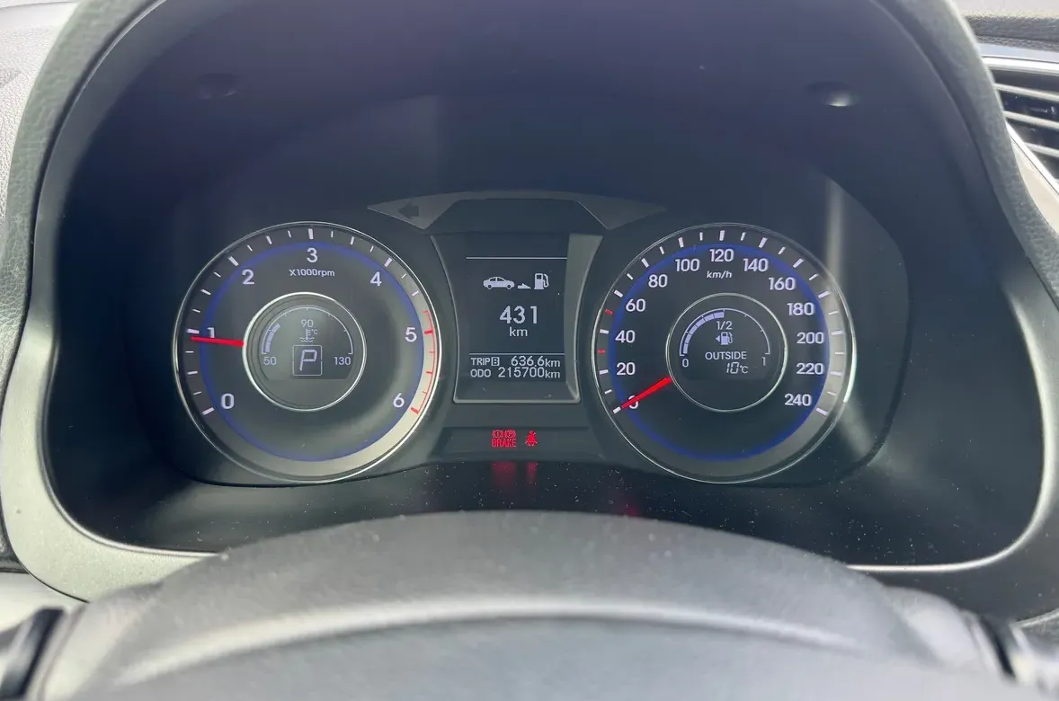 Hyundai i40 - фото 5