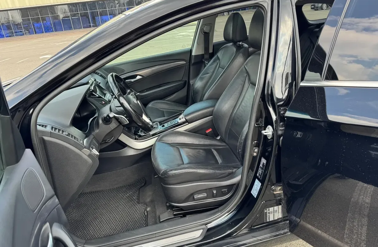 Hyundai i40 - фото 7