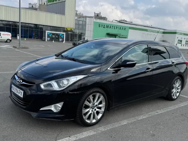 Hyundai i40 - фото 3