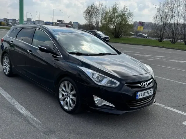 Hyundai i40 - фото 4