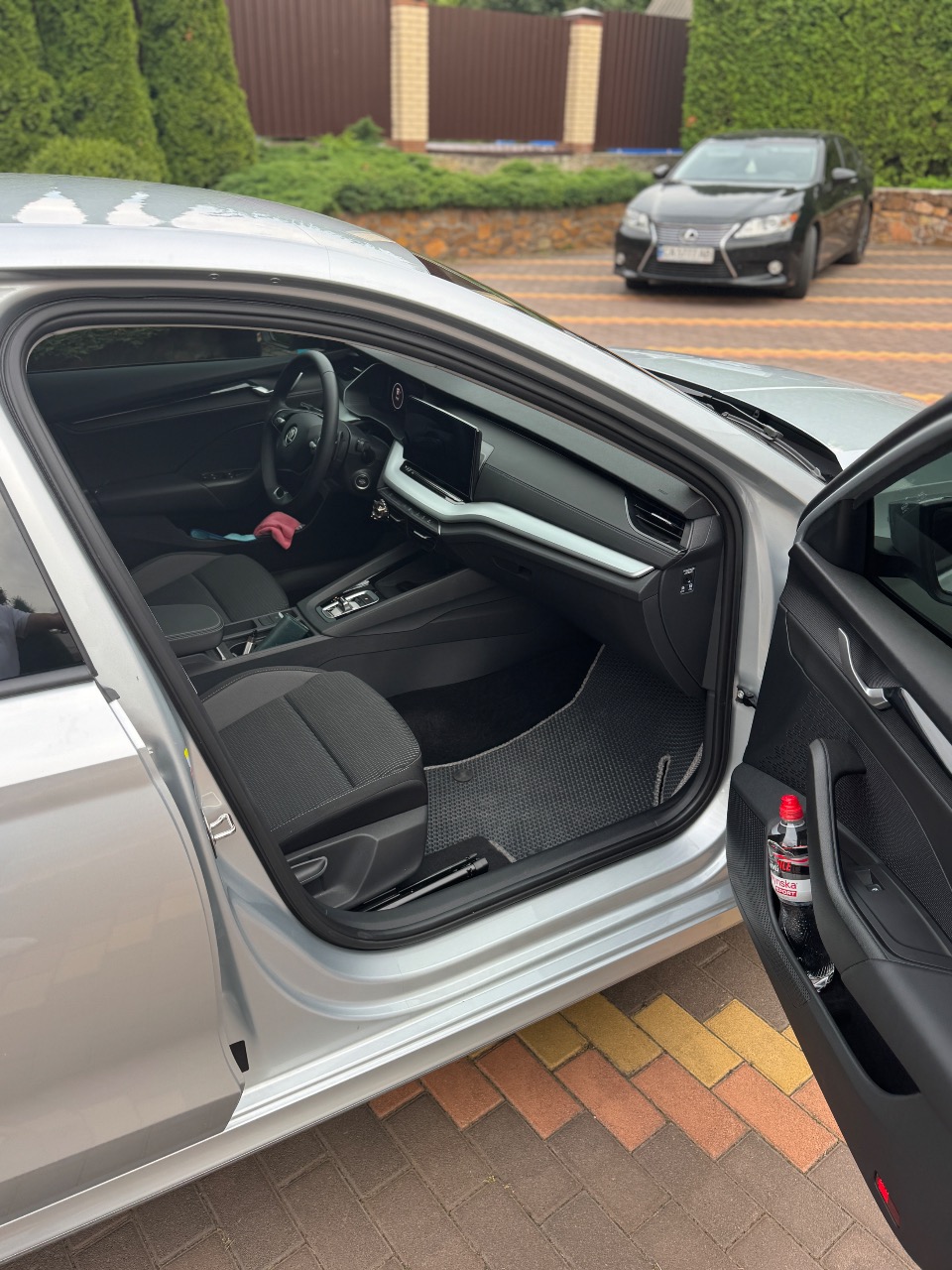 Skoda Octavia - фото 4