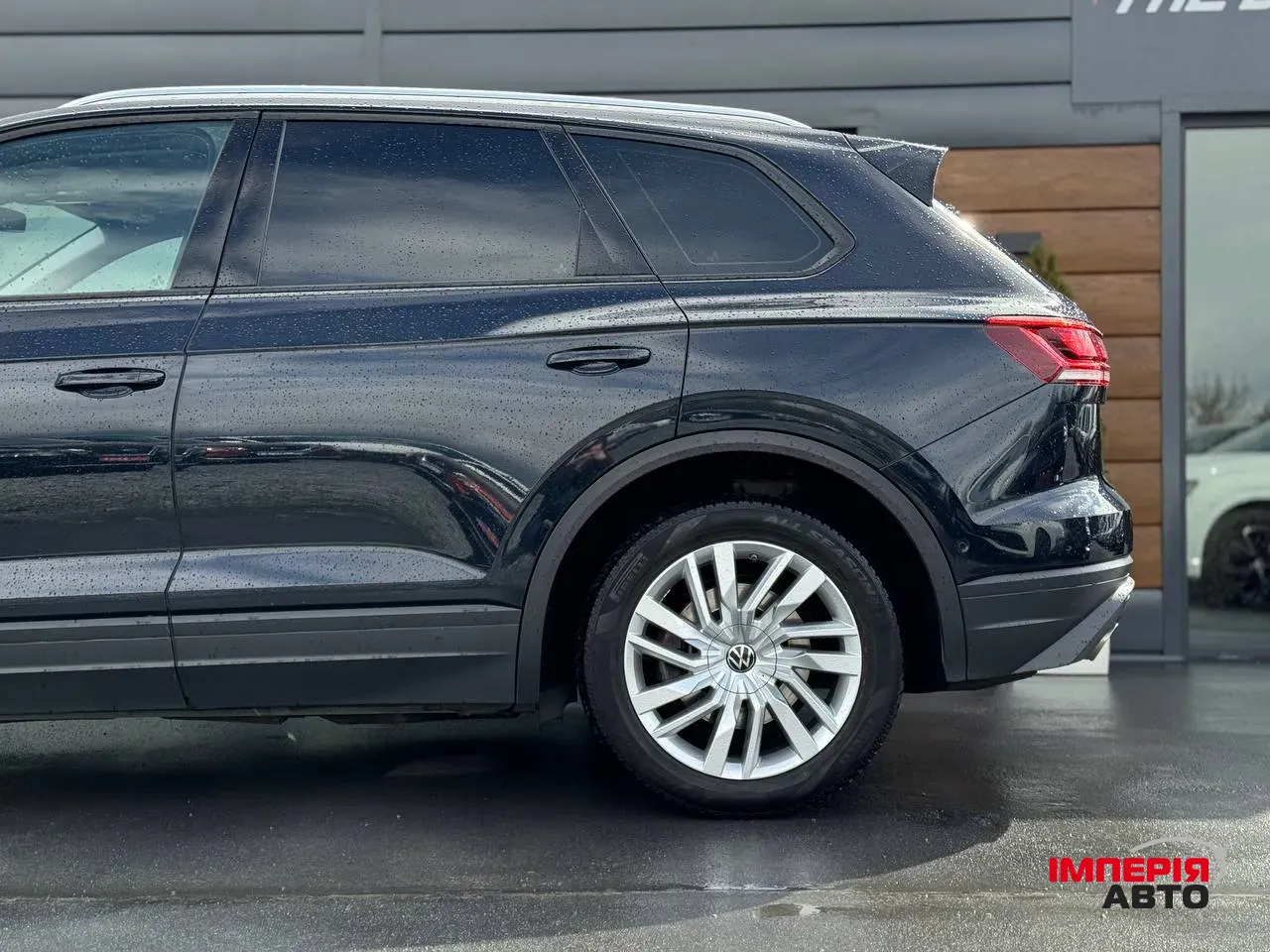 Volkswagen Touareg - фото 20