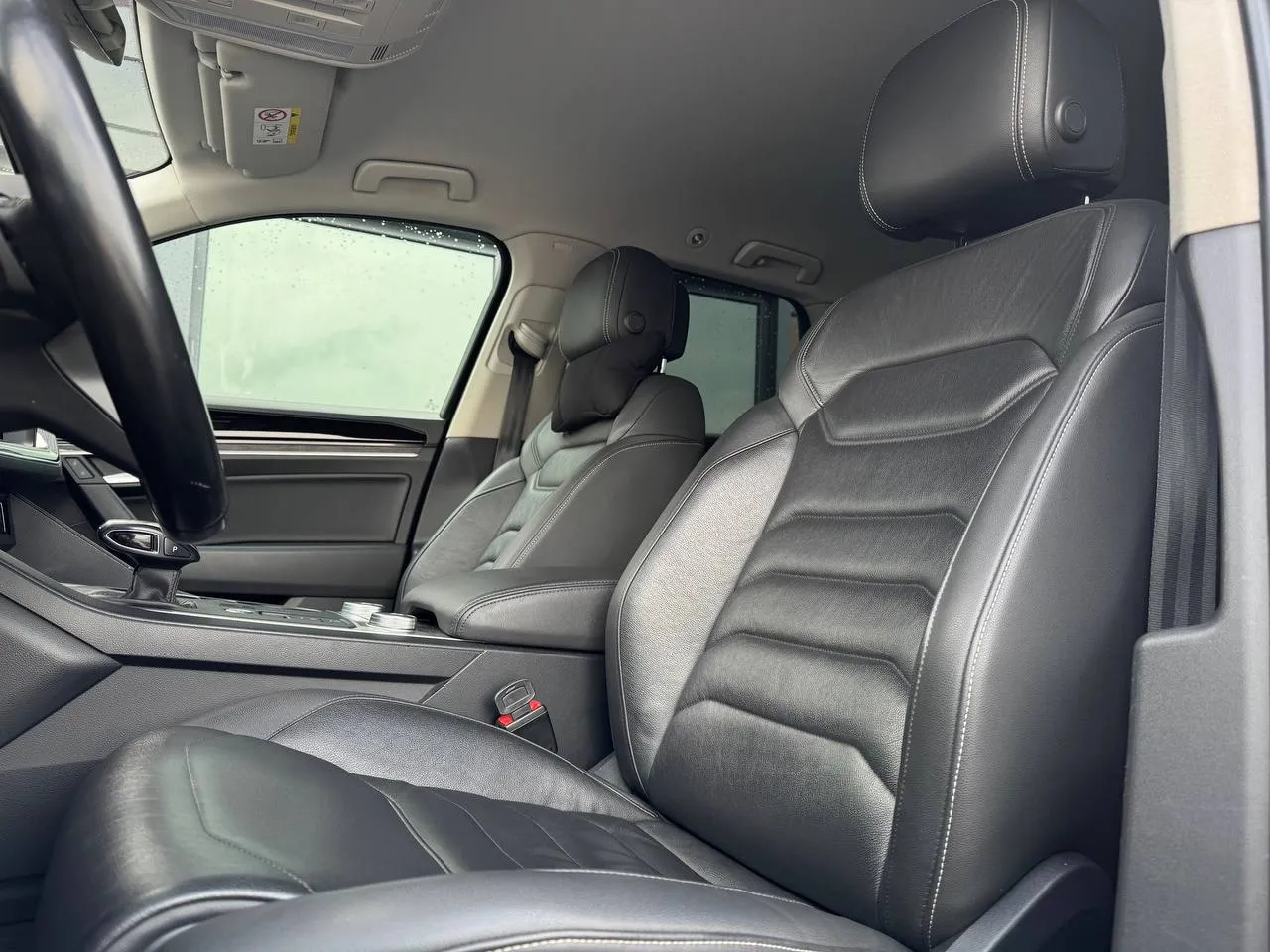 Volkswagen Touareg - фото 28