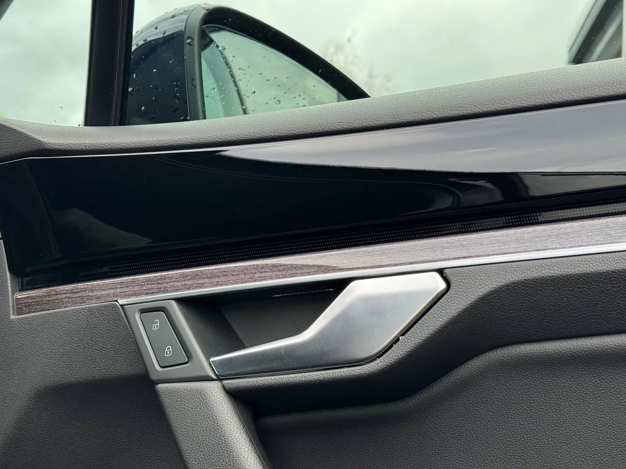 Volkswagen Touareg - фото 67