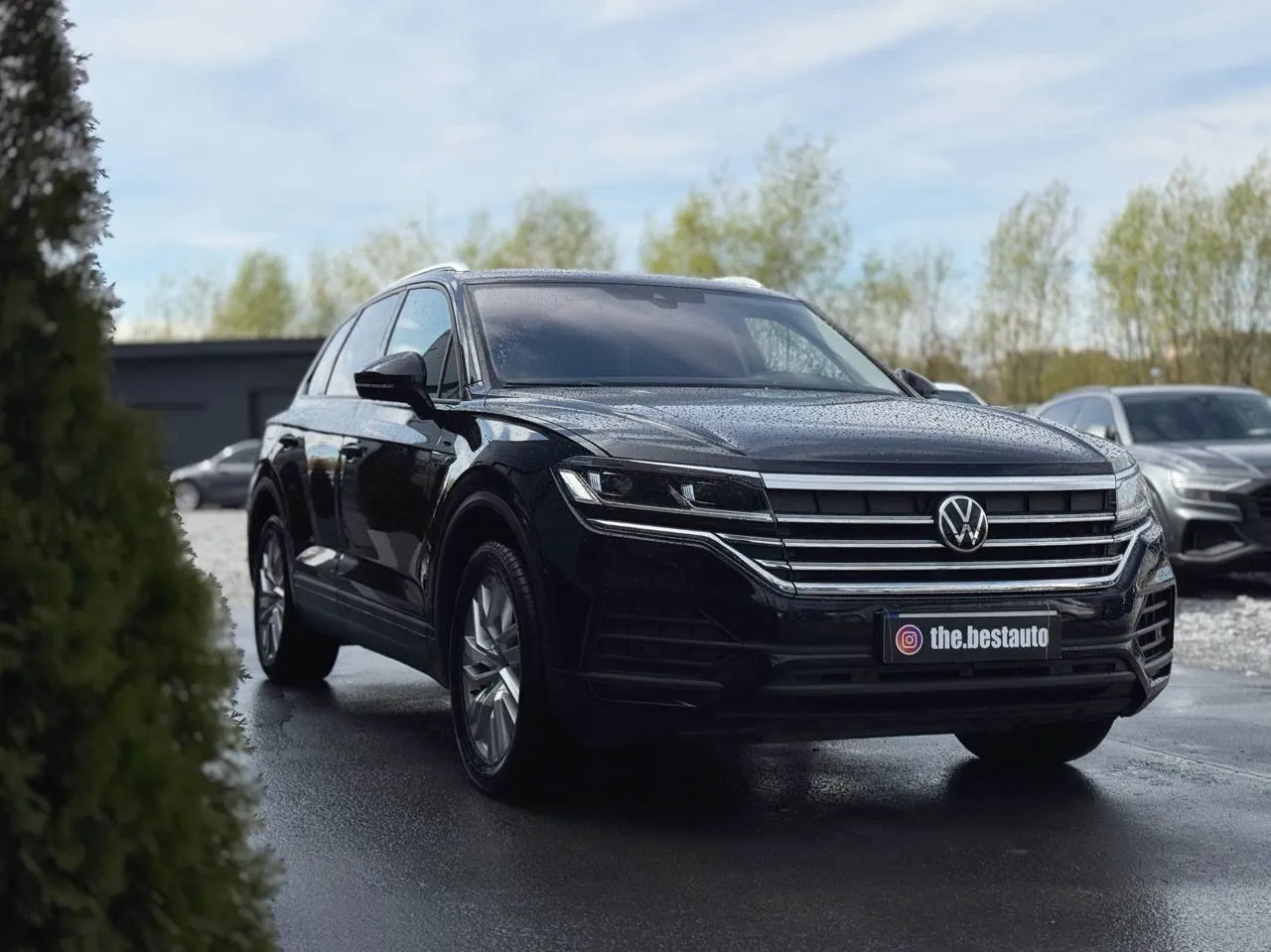Volkswagen Touareg - фото 11
