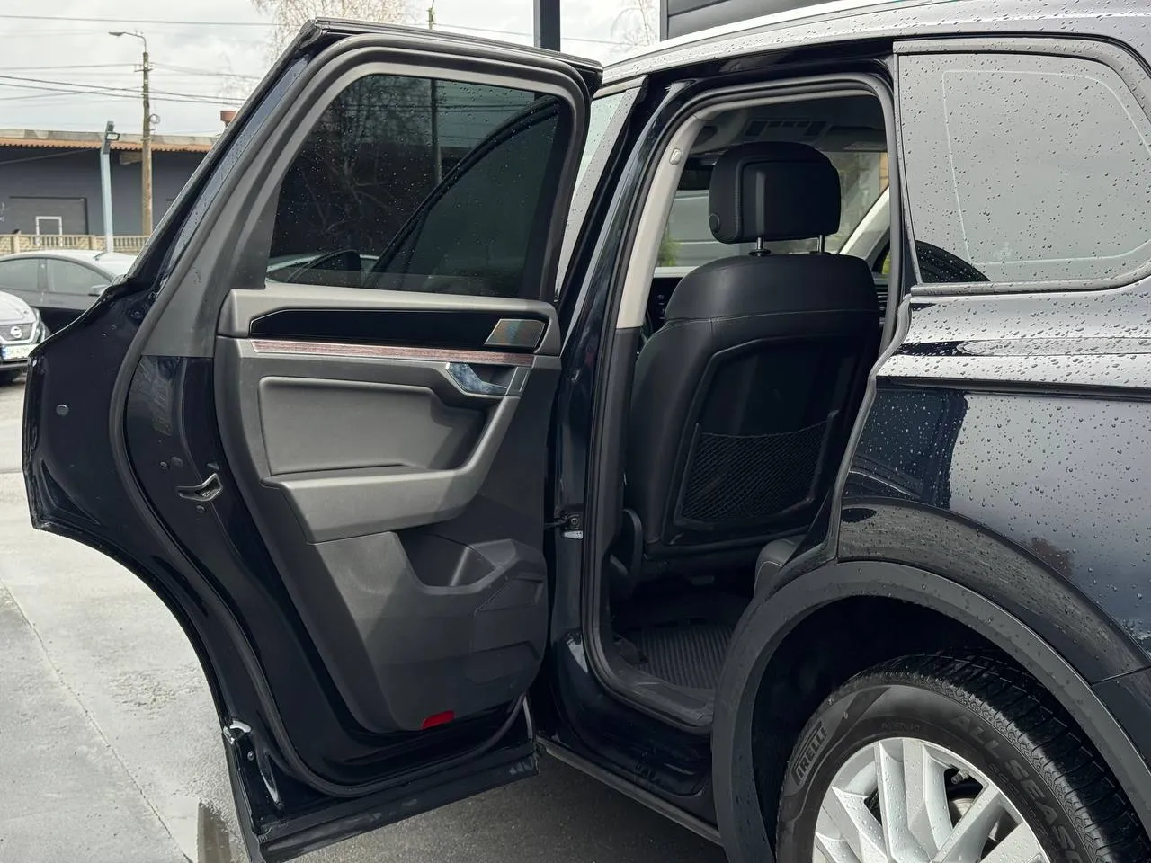Volkswagen Touareg - фото 48